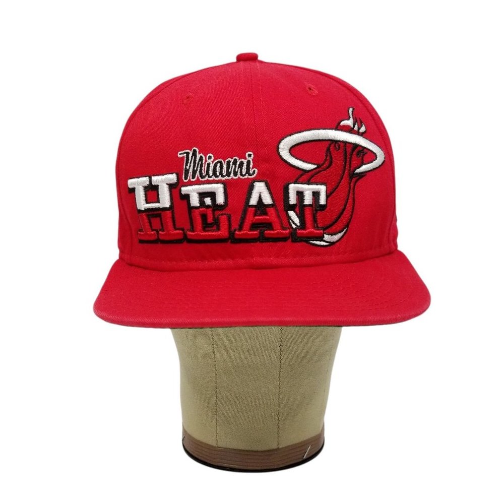 New Era Miami Heat Cap Hat Trucker Basketball NBA Snapback Red Embroidered HWC - Picture 1 of 11